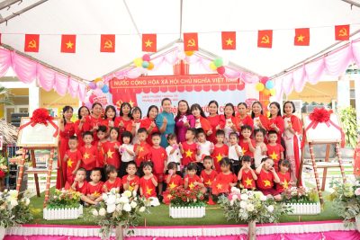 Ngày hội đến trường của bé năm học 2025 – 2026 Lễ đón bằng công nhận trường Đạt chuẩn quốc gia mức độ 1; Đạt chuẩn kiểm định chất lượng giáo dục cấp độ 2; Đạt chuẩn xanh – sạch – đẹp – an toàn.